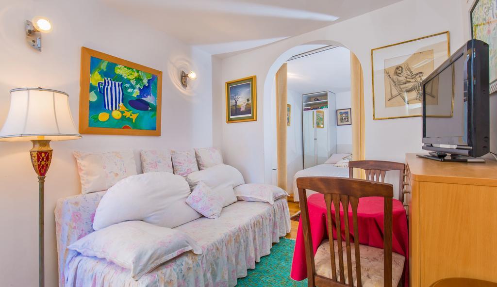 Holiday Home Piccolo Mondo ดูบรอฟนิก ภายนอก รูปภาพ
