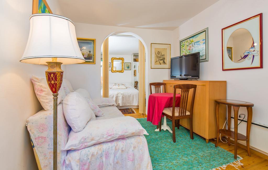 Holiday Home Piccolo Mondo ดูบรอฟนิก ภายนอก รูปภาพ